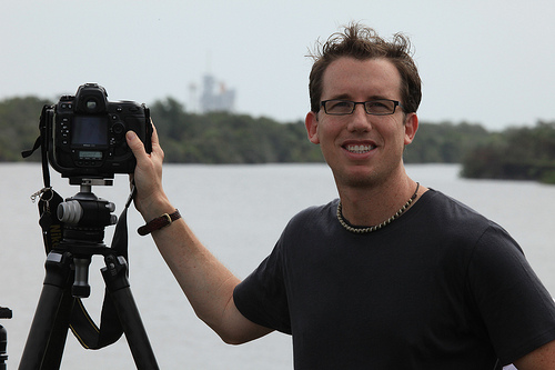 Trey Ratcliff, photographer, in front of Space Shuttle Atlantis